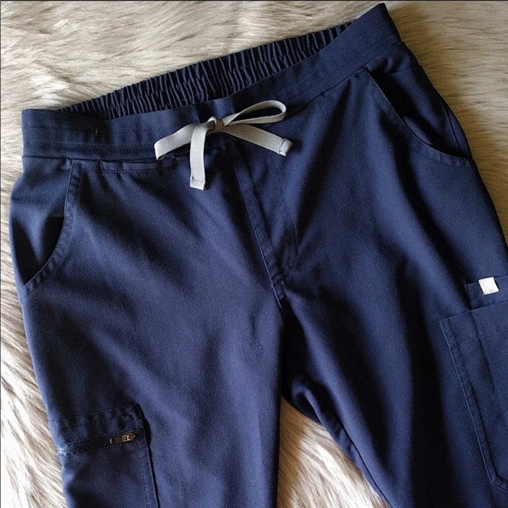 FIGS Navy Yola Scrub Pant XXS